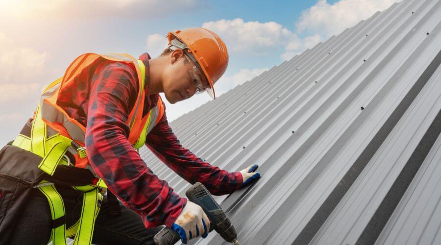 Professional Emergency Roof Repairs services in New Johnsonville, TN